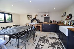 Outdoor Kitchen- click for photo gallery